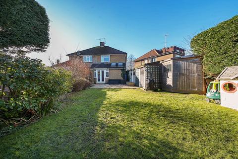 10 Pavilion Way, Ruislip, HA4 9JN
