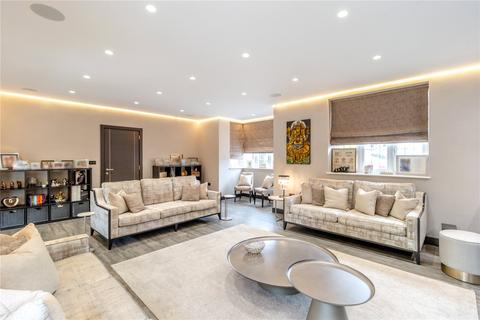 34 Ickenham Road, Ruislip, HA4 7BX