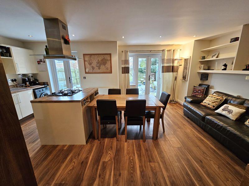 Kitchen Family Room