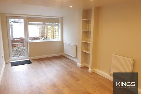 1 bedroom ground floor flat to rent, St. Andrews Road, Southsea