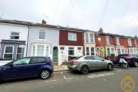 2 bedroom ground floor flat to rent, Margate Road, Southsea