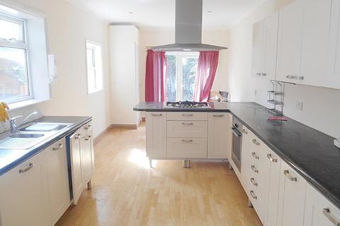 5 bedroom terraced house to rent, Orchard Road, Southsea