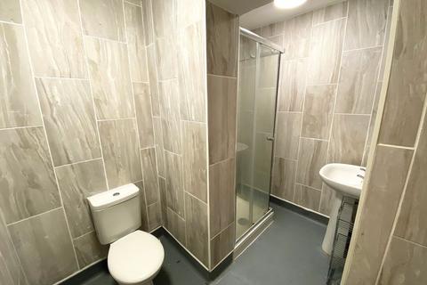 Studio to rent, St. Pauls Road, Southsea