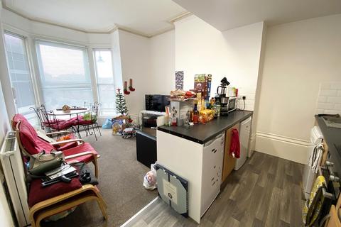 2 bedroom apartment to rent, Outram Road, Southsea