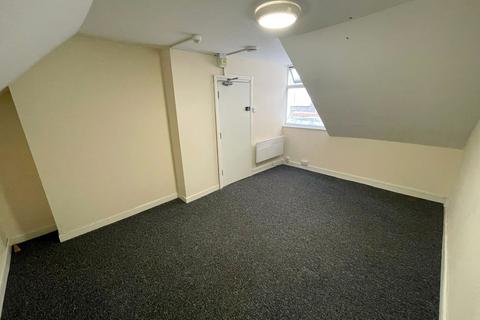 1 bedroom flat to rent, Edinburgh Road, Portsmouth