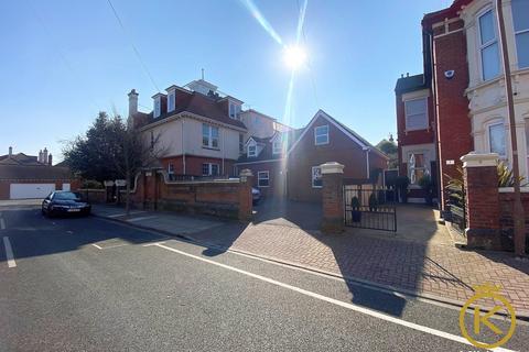 undefined, Craneswater Avenue, Southsea, PO4.