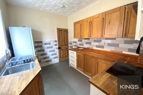 4 bedroom terraced house to rent, Cleveland Road, Southsea