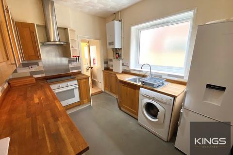 4 bedroom terraced house to rent, Cleveland Road, Southsea