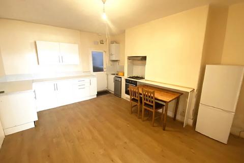 1 bedroom flat to rent, Western Parade, Southsea
