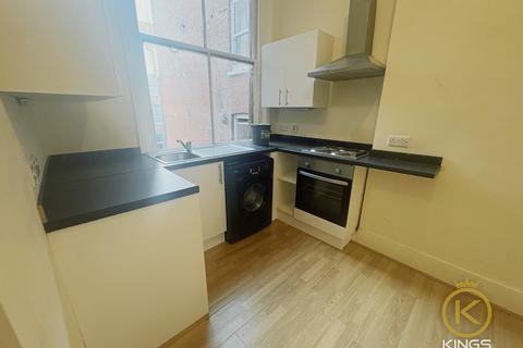 Studio to rent, Western Parade, Southsea