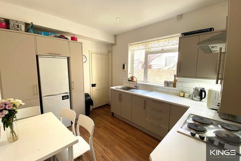 4 bedroom terraced house to rent, Wisborough Road,Portsmouth,PO5