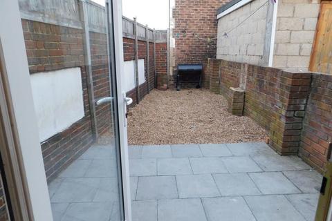 7 bedroom end of terrace house to rent, Talbot Road, Southsea