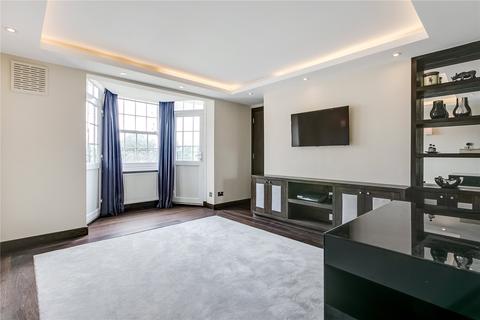 3 bedroom flat for sale - Longford Court, Emlyn Gardens, London