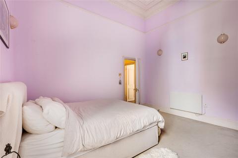 2 bedroom flat to rent, De Vere Gardens, Kensington, London
