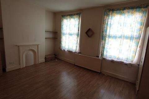 1 bedroom flat to rent, Hartham Road, Tottenham , London, N17