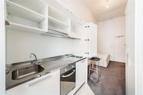 Studio to rent, Onslow Gardens, South Kensington, London, SW7