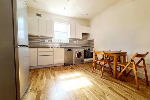 2 bedroom flat to rent, Conewood Street, Highbury