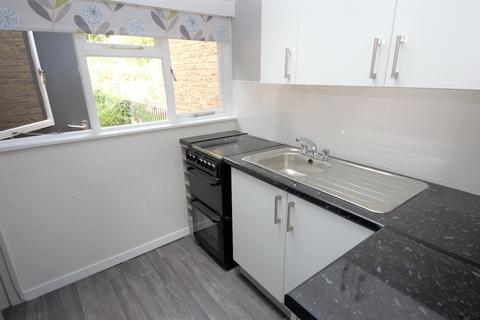 5 bedroom terraced house to rent, Caledonian Road, London, N1