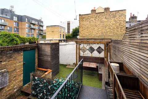 4 bedroom terraced house for sale, Tredegar Road, Bow, London, E3