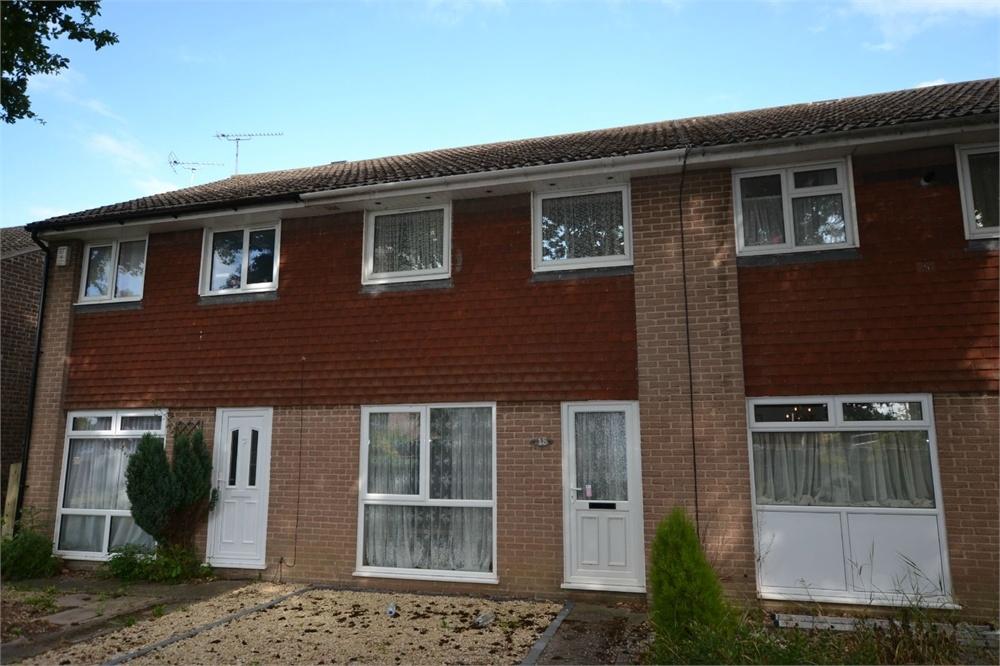 Blanford Close, Nailsea, North Somerset 3 bed terraced house £825 pcm