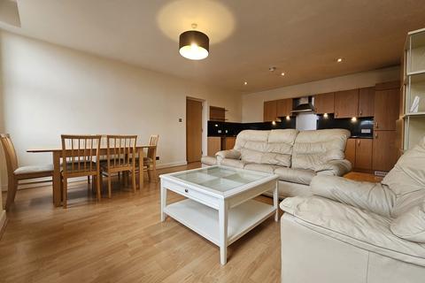 2 bedroom apartment to rent, City Central, 27 Wellington Street