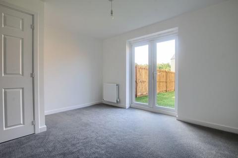 3 bedroom semi-detached house to rent, Cades Grove, Ingleby Barwick