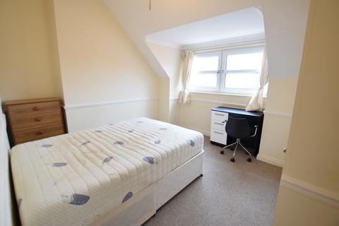 2 bedroom apartment to rent, Seacliff Court, 23 Boscombe Cliff Road, Bournemouth