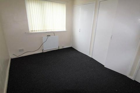 2 bedroom ground floor flat to rent - Pembroke Gardens, Ashington