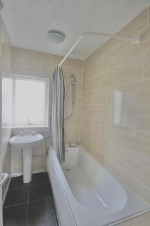 3 bedroom flat to rent, Oxton Way,  Leeds, LS9