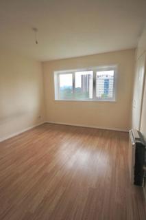 3 bedroom flat to rent, Oxton Way,  Leeds, LS9