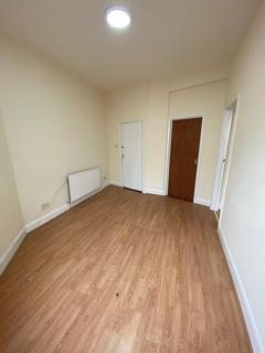 1 bedroom flat to rent, 97 West Green Road , London N15
