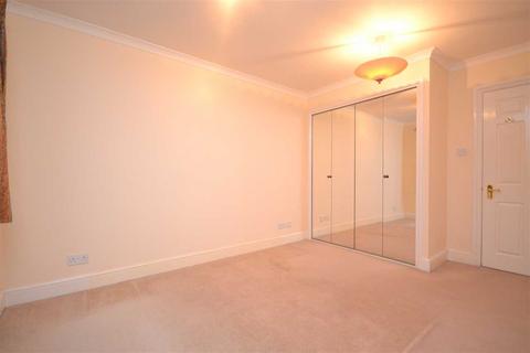 1 bedroom apartment to rent, Copperfields, Roxborough Park, Harrow on the Hill