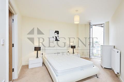 2 bedroom apartment for sale, Corrigan Court, London W5