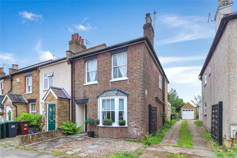 3 bedroom detached house for sale - Breakspeare Road, Abbots Langley, Herts, WD5