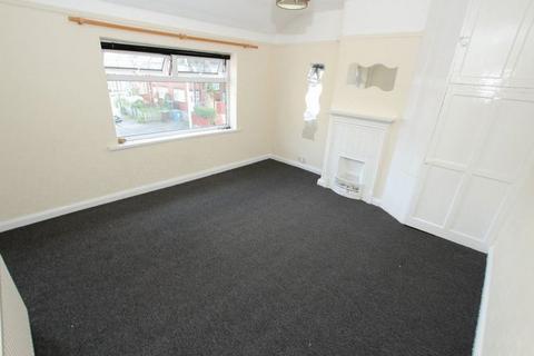 2 bedroom terraced house to rent, Kingsley Road, Middleton, Manchester  M24 2PE
