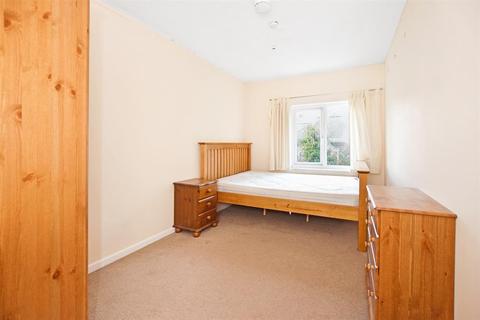Milton Road Southampton Hampshire So15 2hs 1 Bed House Share