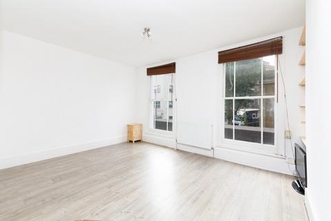 2 bedroom property to rent, Grafton Road, Kentish Town, NW5