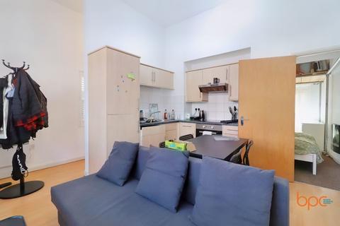 1 bedroom flat to rent - West Street, St Philips, BS2