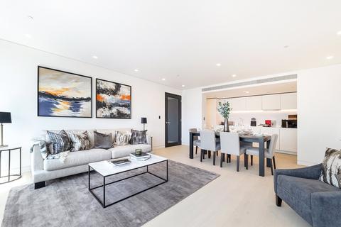 2 bedroom apartment to rent, New Oxford Street, London, WC1A
