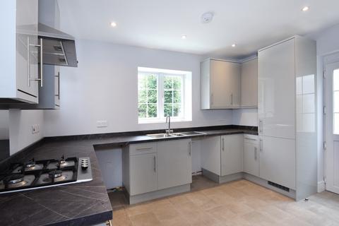 3 bedroom semi-detached house to rent, Kidmore End Road, Emmer Green, Reading, RG4