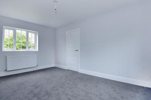 3 bedroom semi-detached house to rent, Kidmore End Road, Emmer Green, Reading, RG4