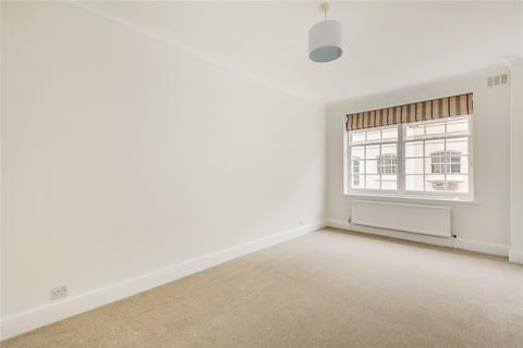 3 bedroom mews to rent, Petersham Place, South Kensington, London