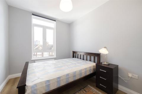 1 bedroom flat to rent, Dawes Road, London