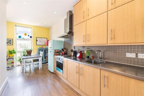 2 bedroom apartment to rent, Queenstown Road, Battersea, London, SW8