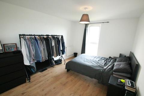 2 bedroom apartment to rent, New South Quarter, Croydon