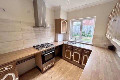 3 bedroom detached house for sale, Well Street, Ryde