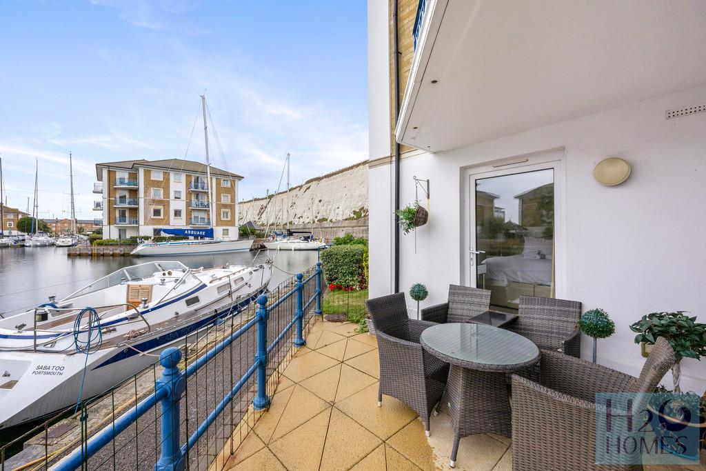 St Vincents Court, 34-013