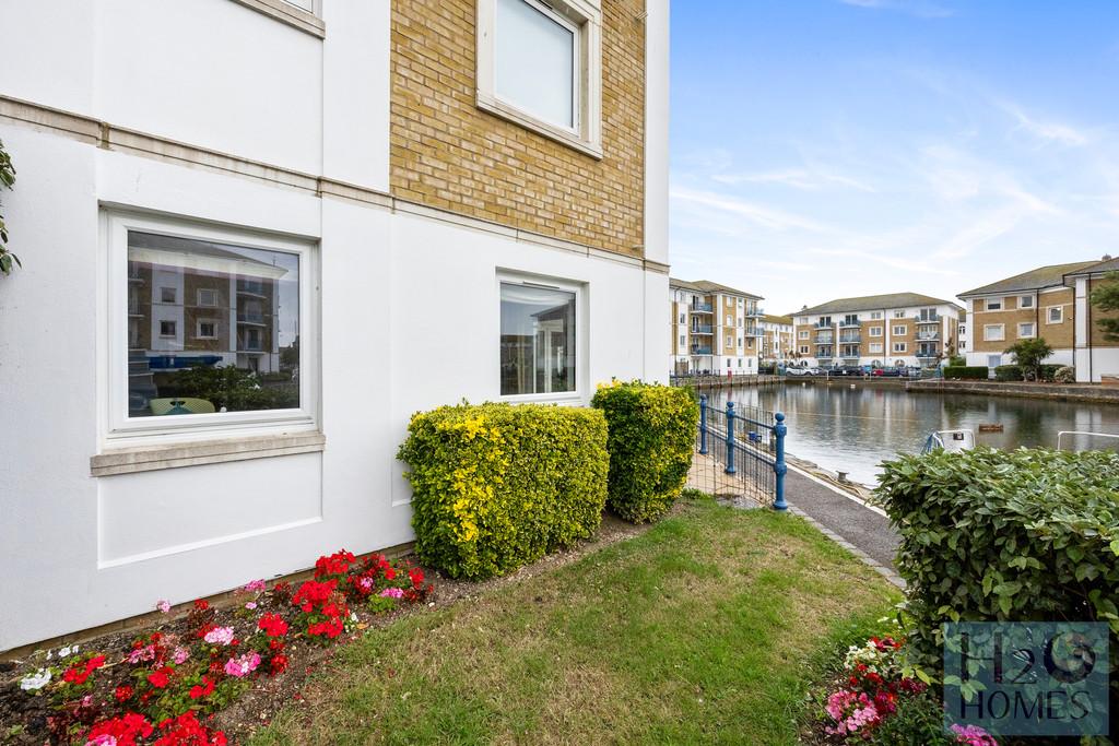 St Vincents Court, 34-019