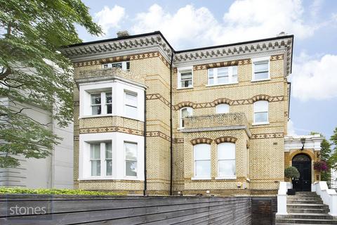 1 bedroom apartment to rent, Rosslyn Hill, London, NW3