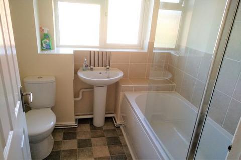 1 bedroom terraced house to rent, Pearl Gardens , Cippenham  SL1